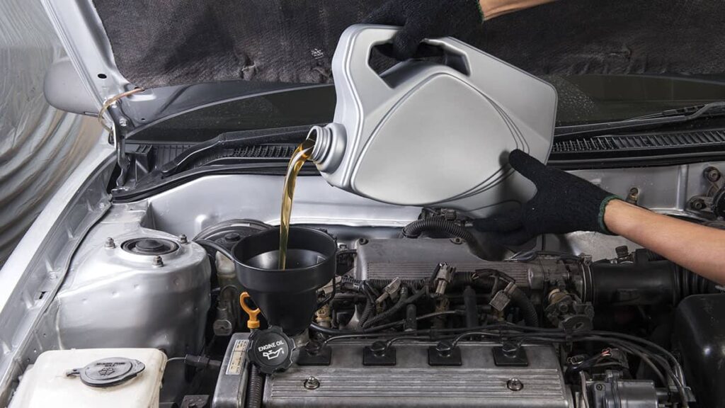0W-20 vs. 5W-20 Oil: Key Differences Explained [2024 Guide]